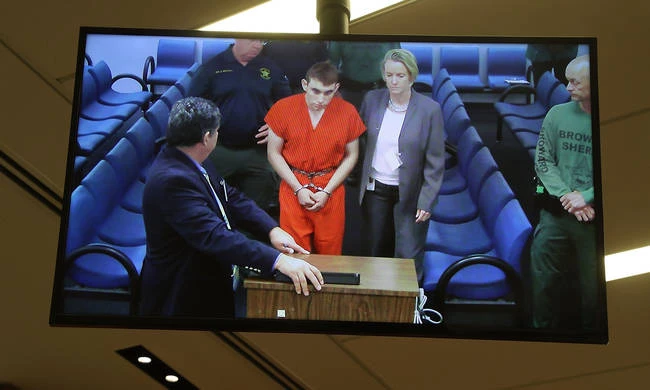 Νέα στοιχεία-σοκ για τον 19χρονο που «έπνιξε» το σχολείο της Φλόριντα στο αίμα (ΦΩΤΟ)